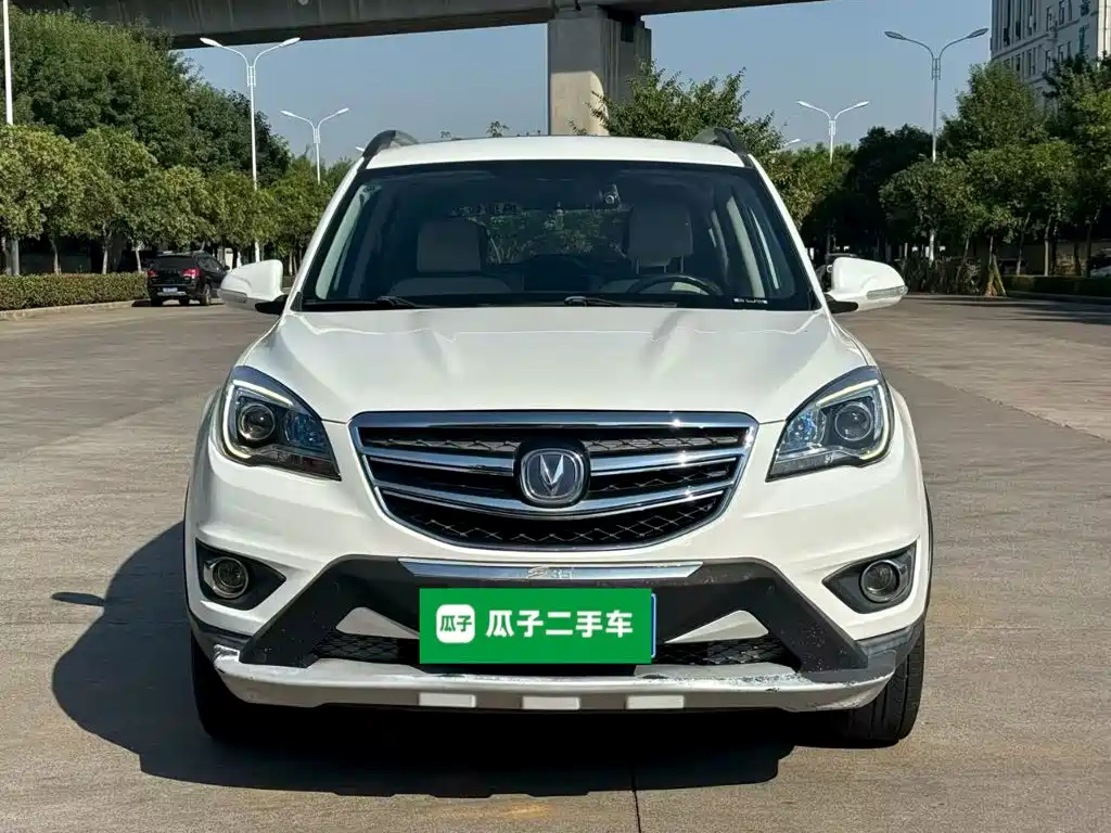 Changan CS35 — фото 3