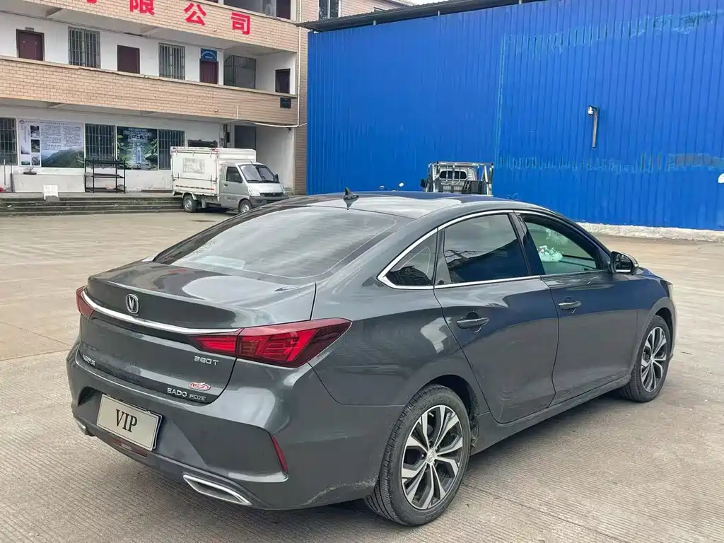 Changan Eado — фото 5