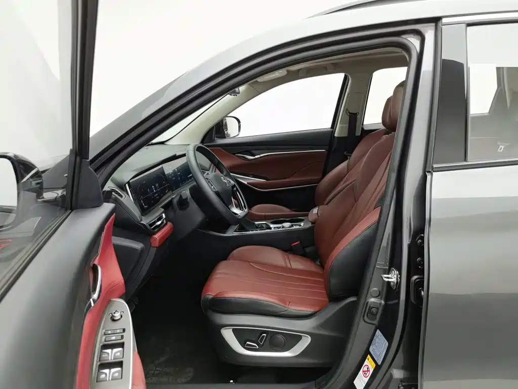 Changan CS75 PLUS — фото 10