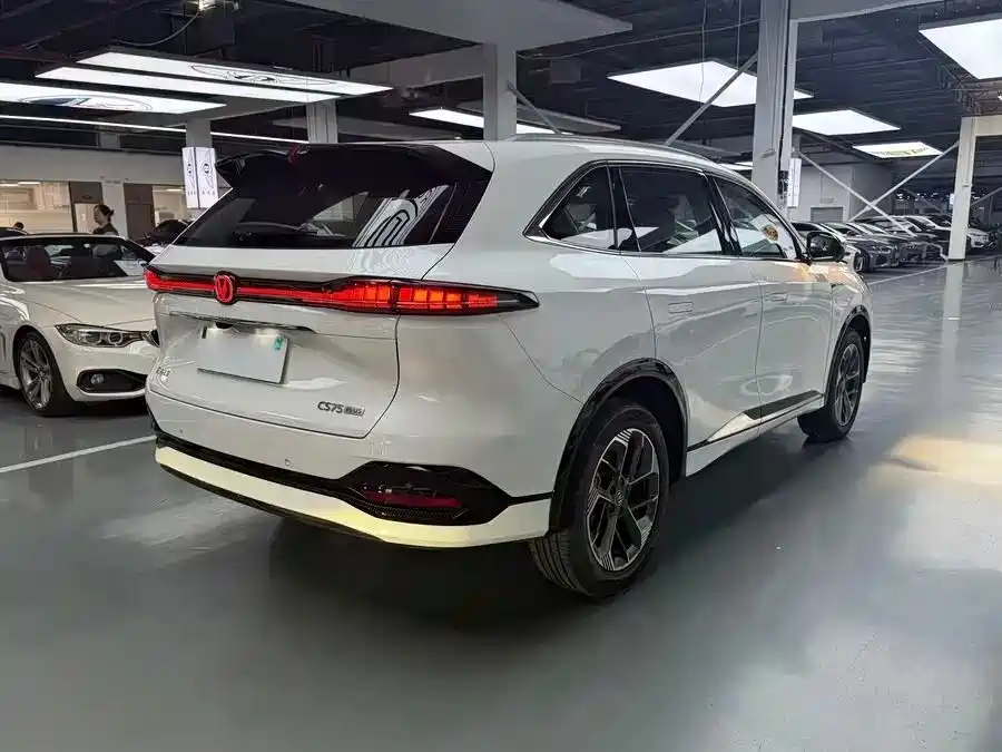 Changan CS75 PLUS — фото 10