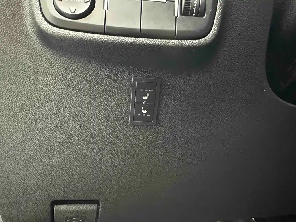 Changan Eado — фото 11