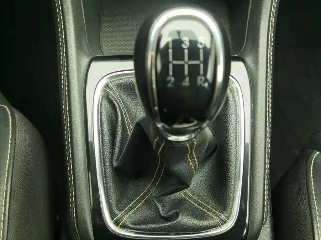 Changan Eado — фото 13