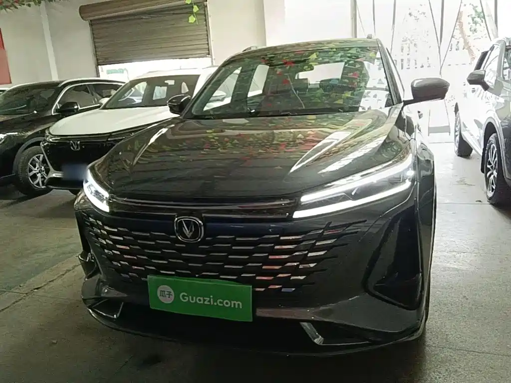 Changan CS75 PLUS — фото 3