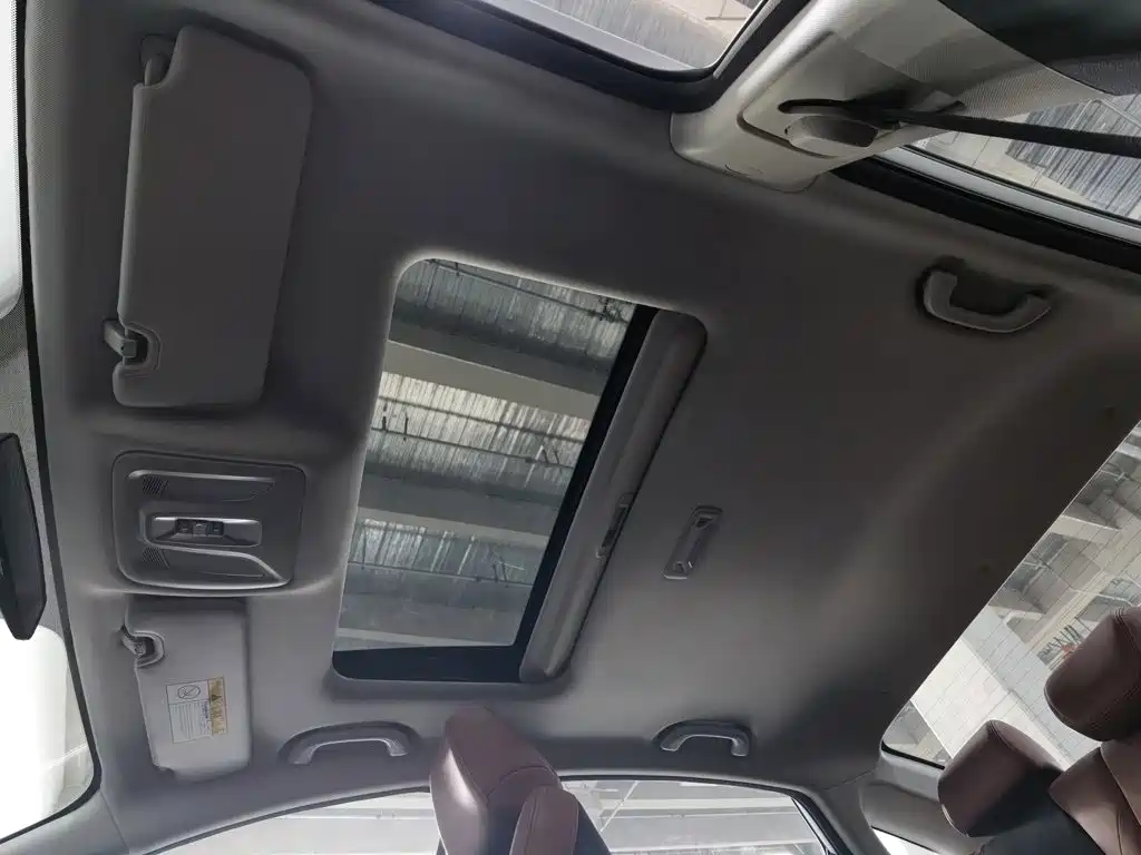 Changan Eado — фото 14