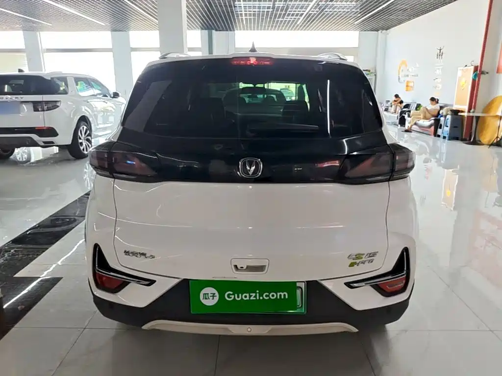 Changan New Energy E-Pro — фото 6