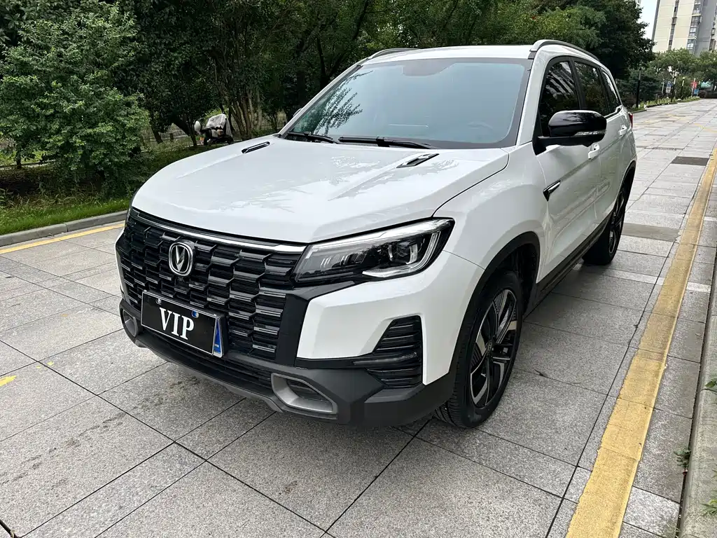 Changan CS75 — фото 2