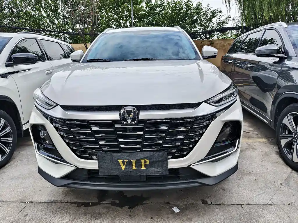 Changan CS75 — фото 2