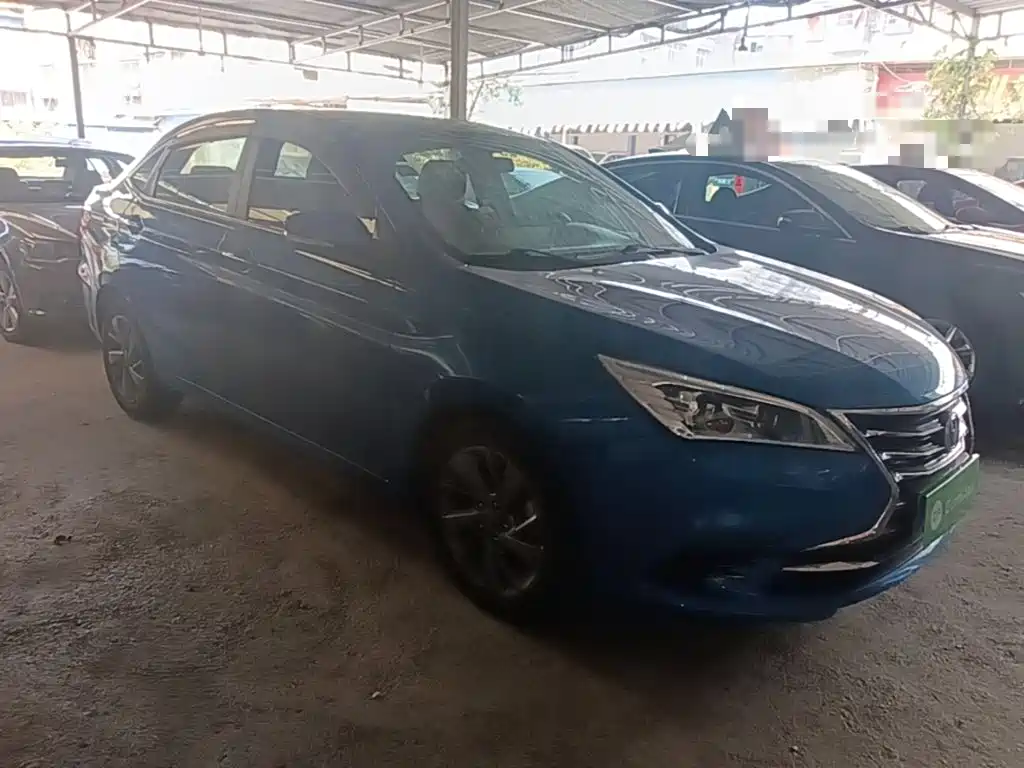 Changan Eado DT — фото 4