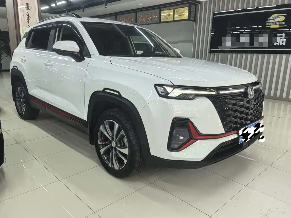 Changan CS35PLUS — фото 3