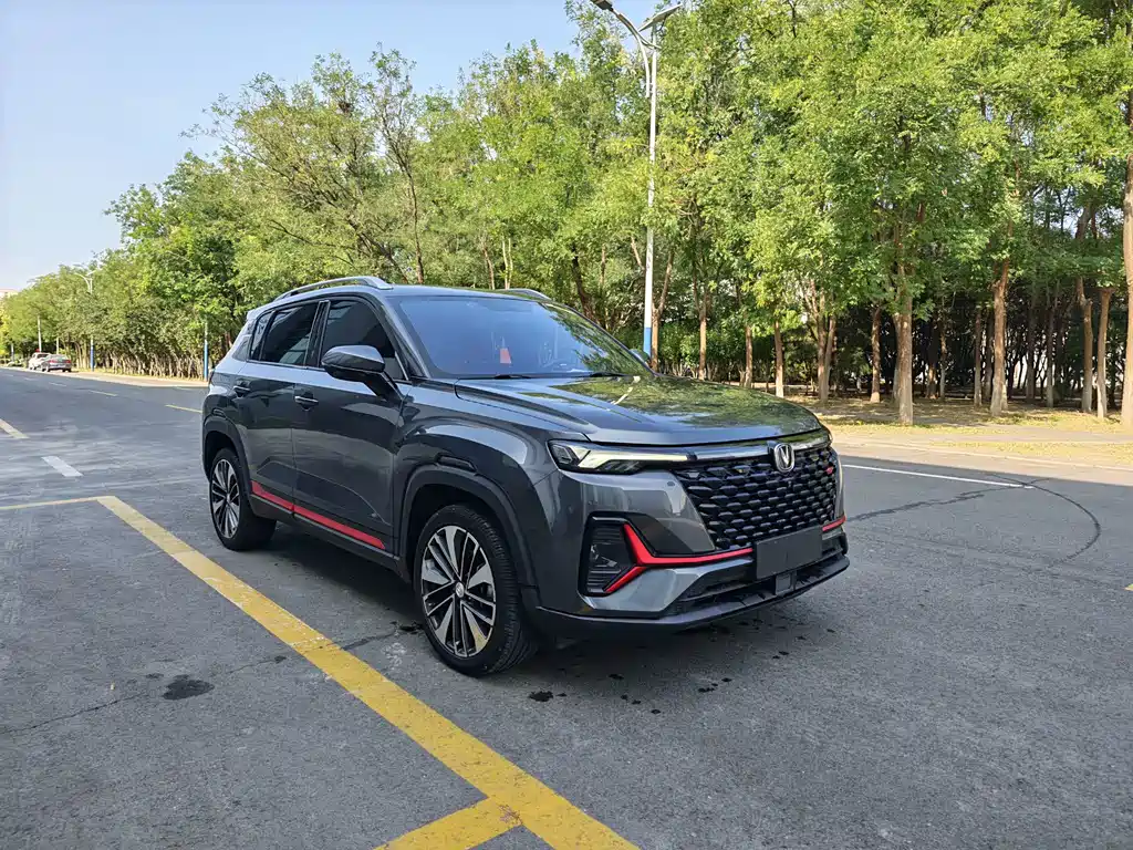 Changan CS35PLUS — фото 3