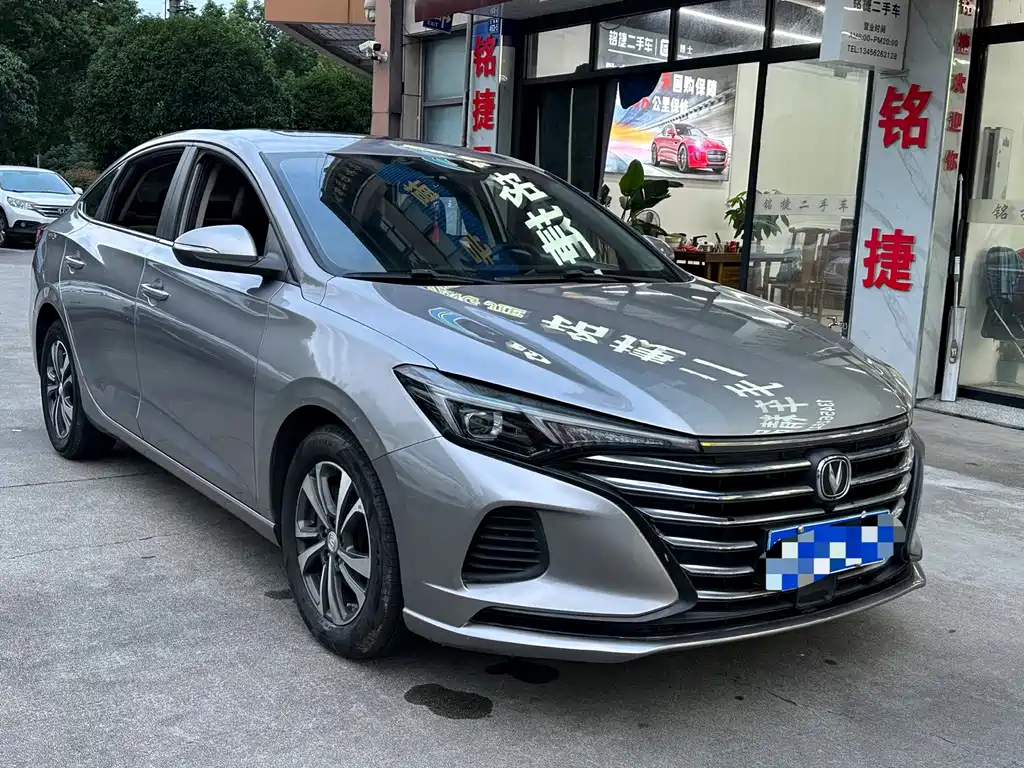 Changan Eado — фото 3
