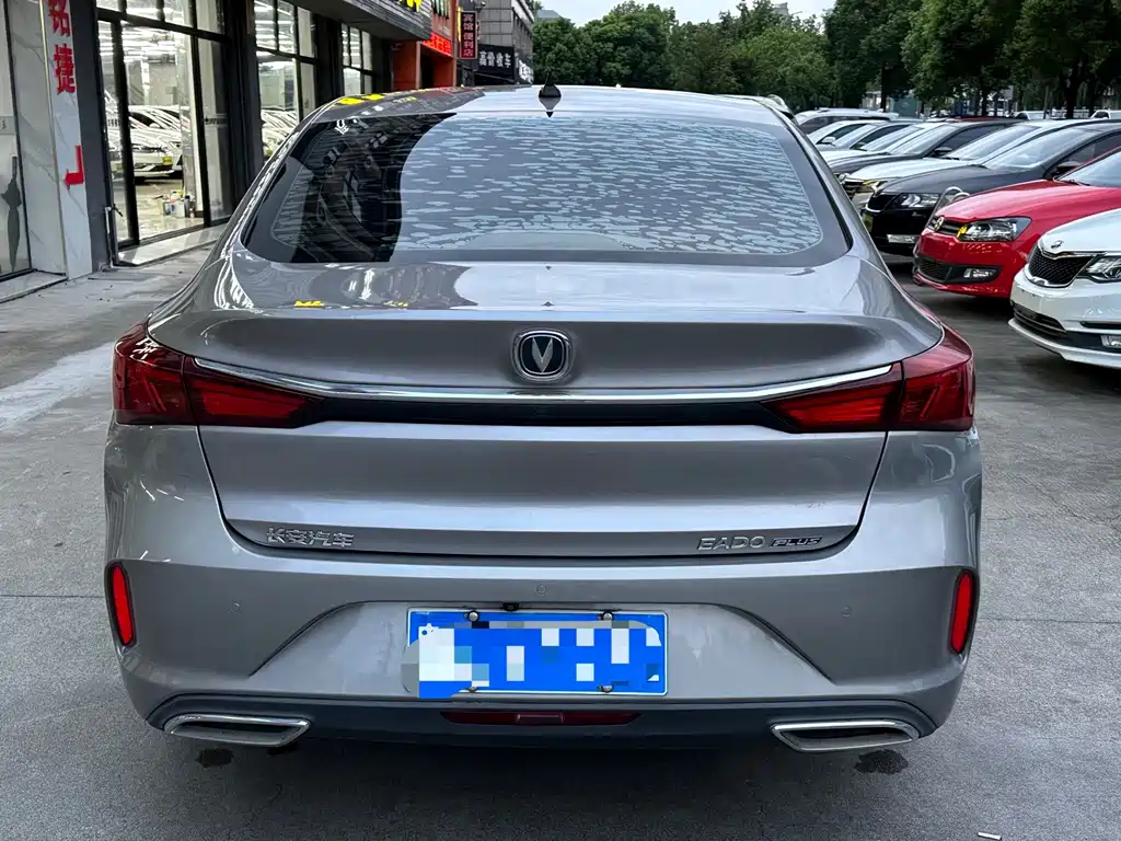 Changan Eado — фото 5