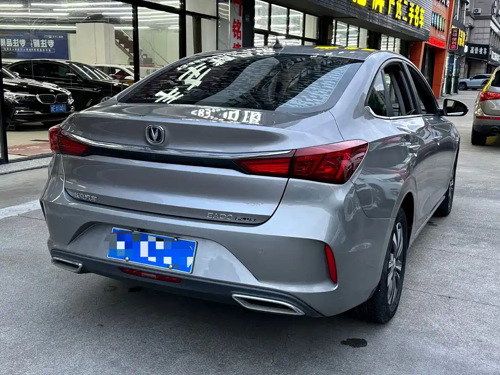 Changan Eado — фото 6
