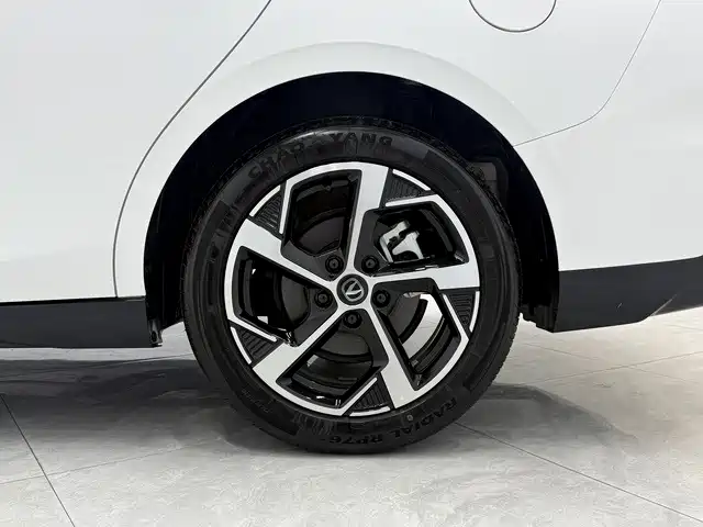 Changan Eado — фото 9