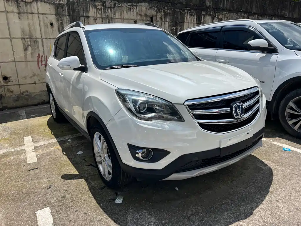 Changan CS35 — фото 3