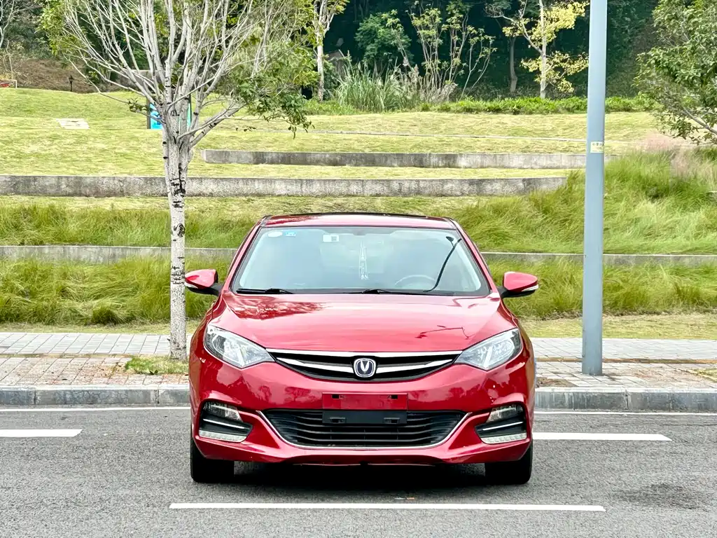 Changan Eado XT — фото 2