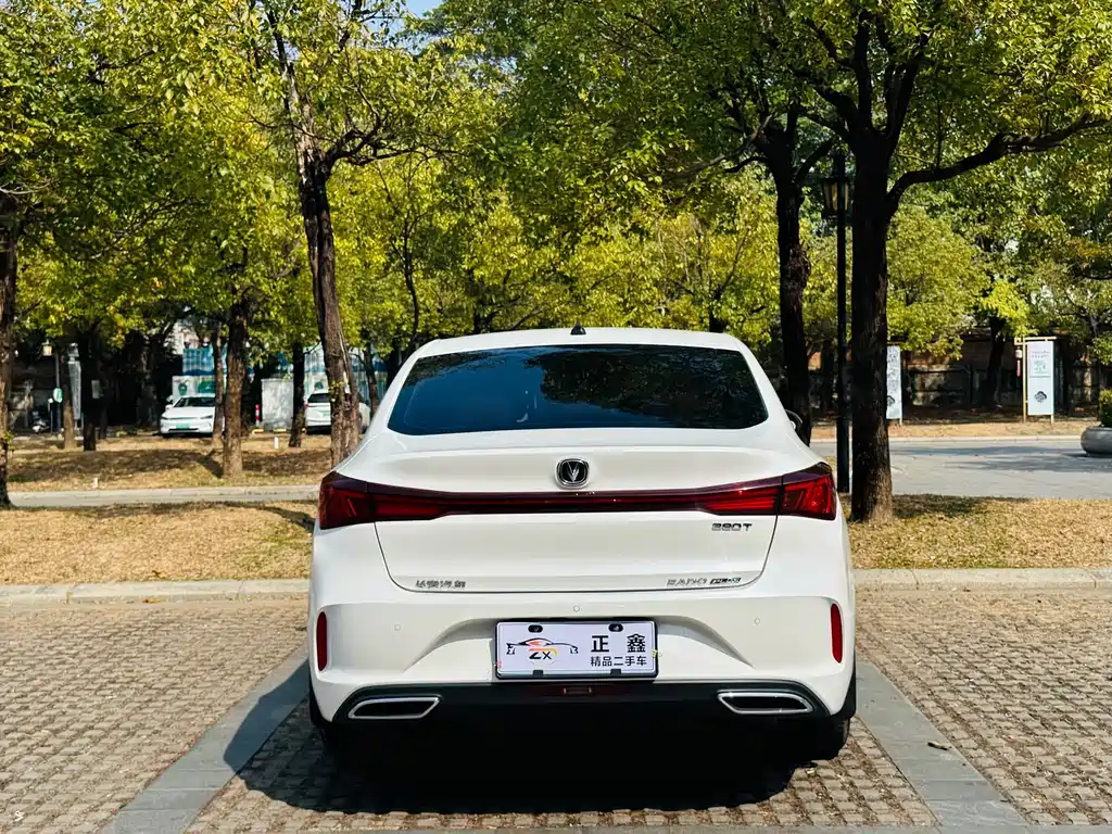 Changan Eado — фото 8