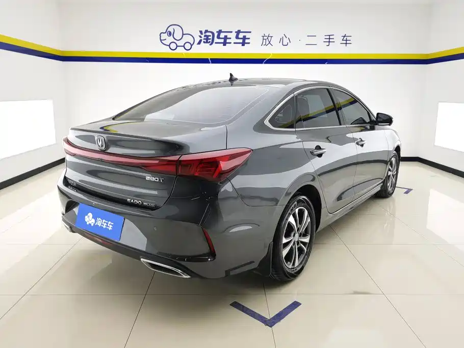 Changan Eado — фото 3