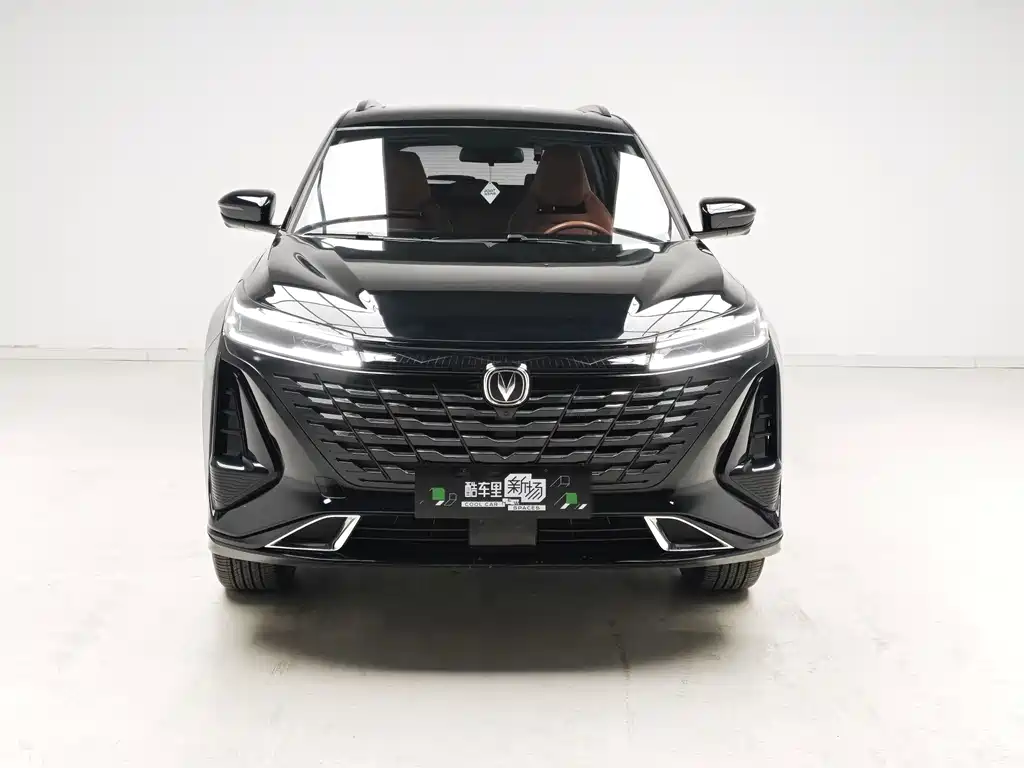 Changan CS75 PLUS — фото 2