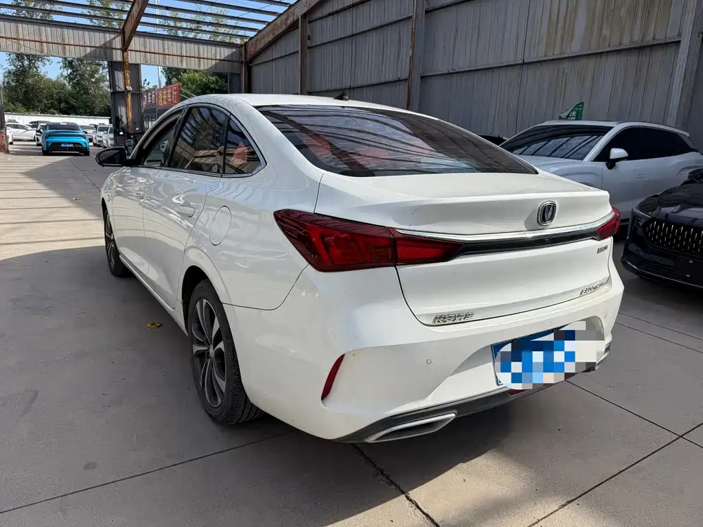 Changan Eado — фото 7