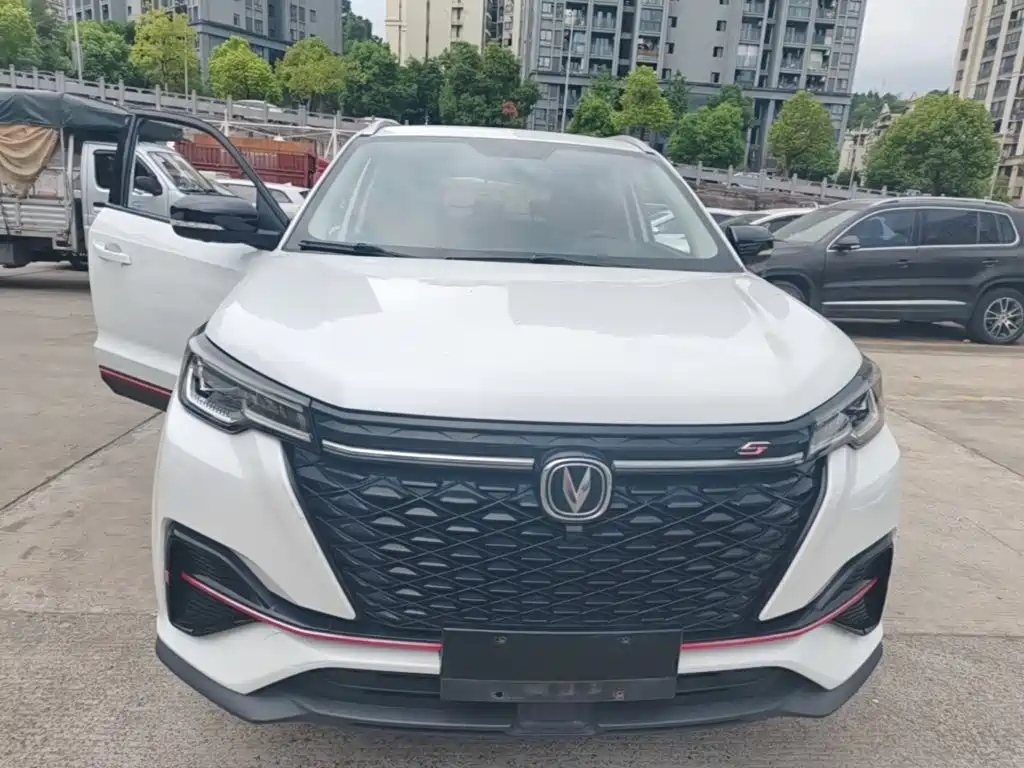Changan CS55PLUS — фото 3