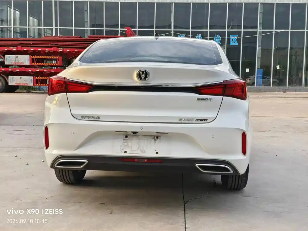 Changan Eado — фото 7