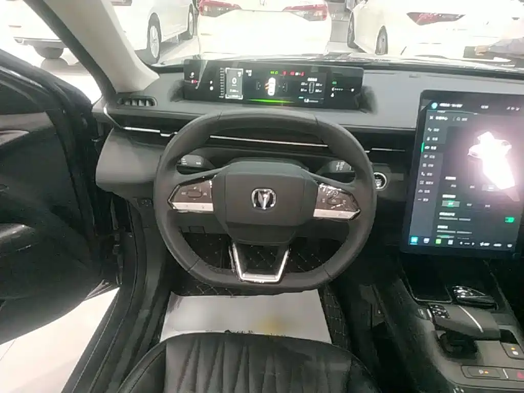 Changan Eado — фото 11