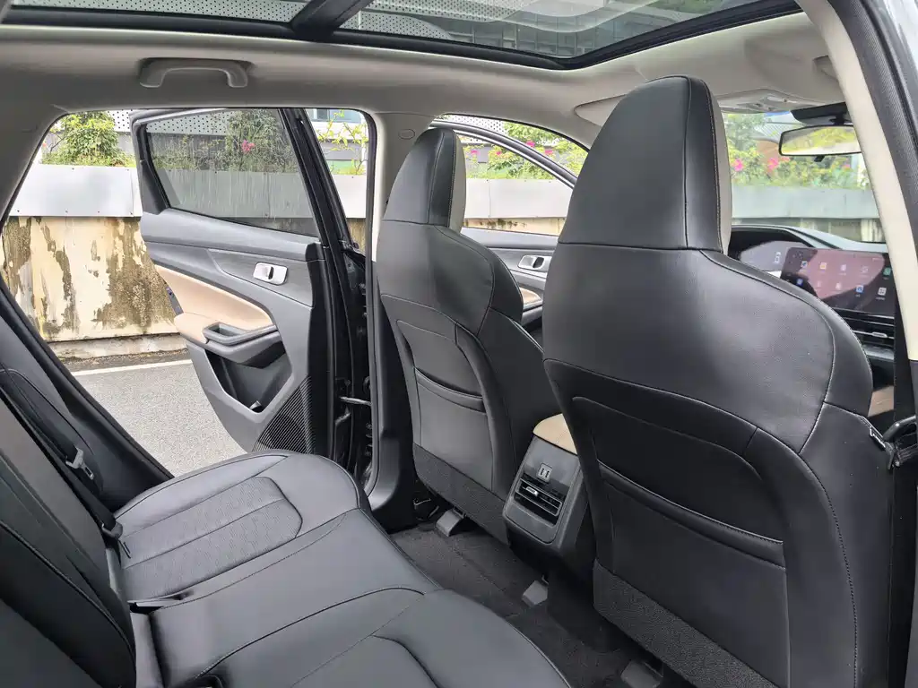 Changan CS55PLUS — фото 23