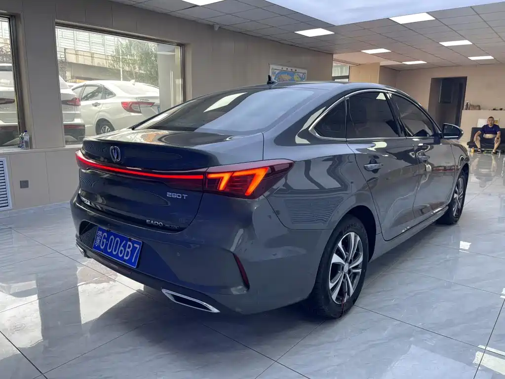 Changan Eado — фото 6