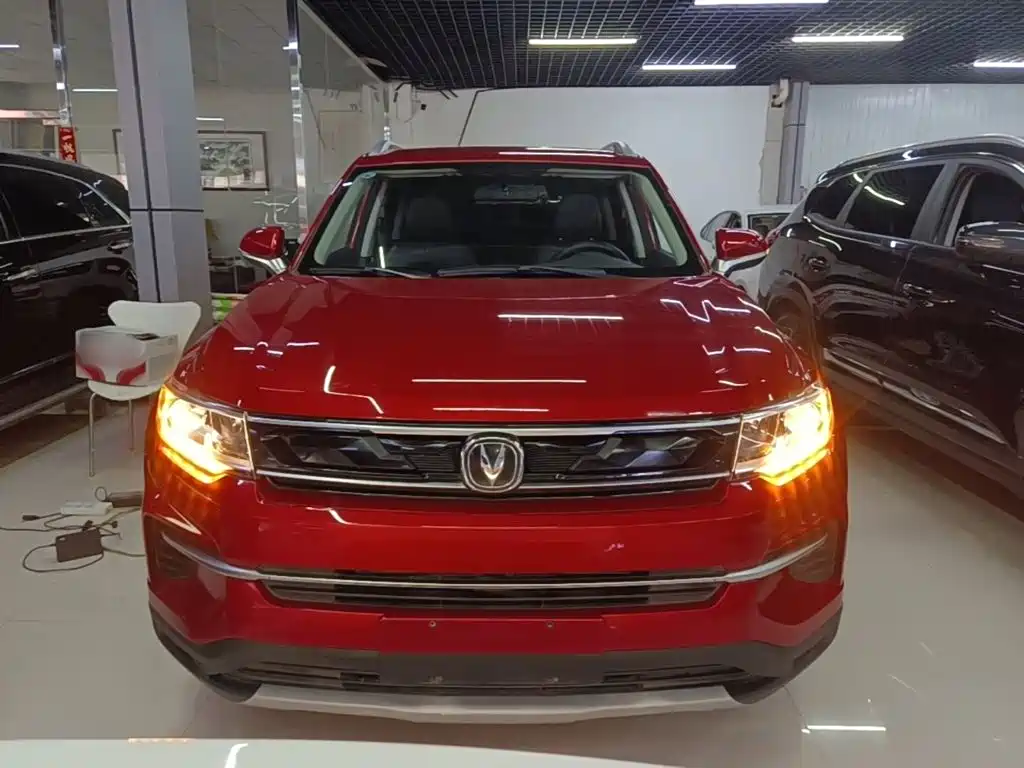 Changan CS35PLUS — фото 3