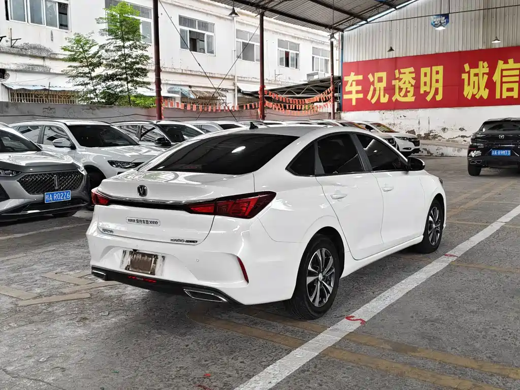 Changan Eado — фото 9