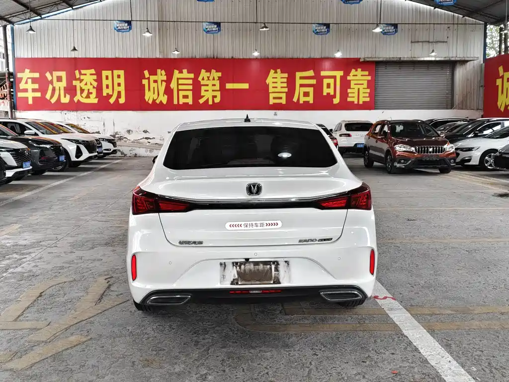 Changan Eado — фото 10