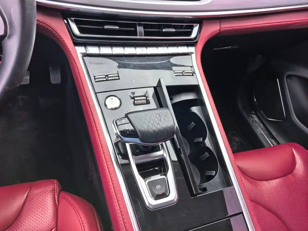 Changan CS85 COUPE — фото 15