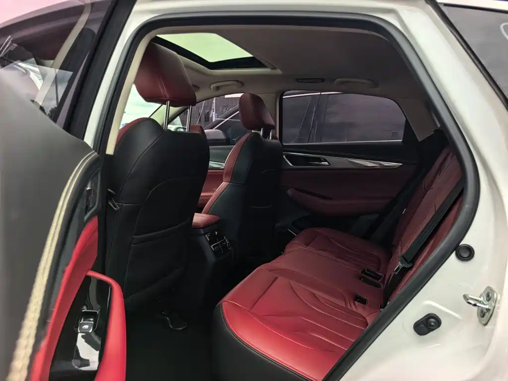 Changan CS85 COUPE — фото 10