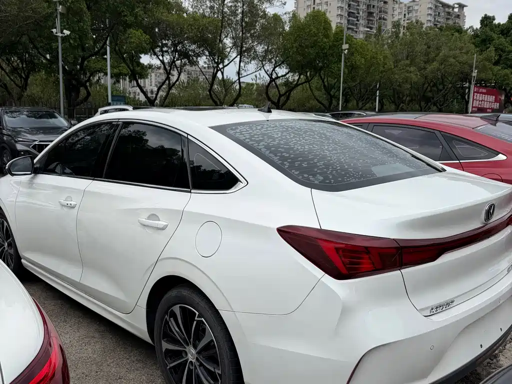 Changan Eado — фото 13