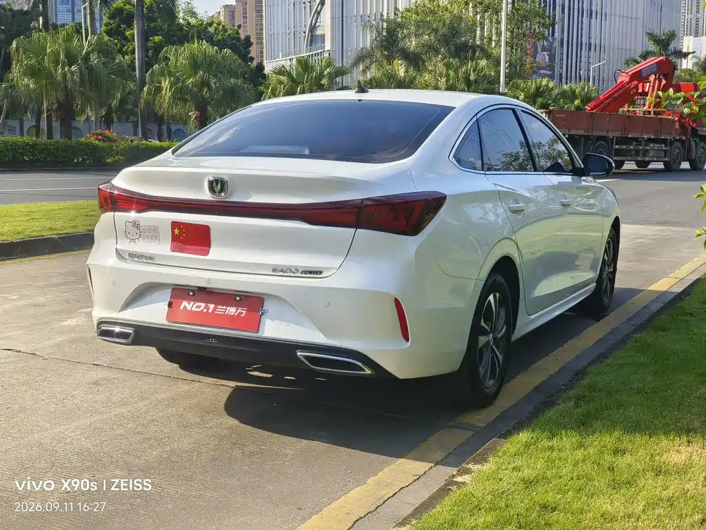 Changan Eado — фото 2