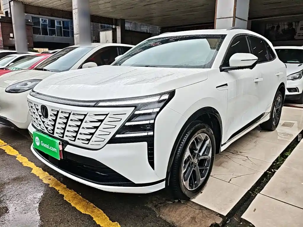 Changan CS75 PLUS — фото 2