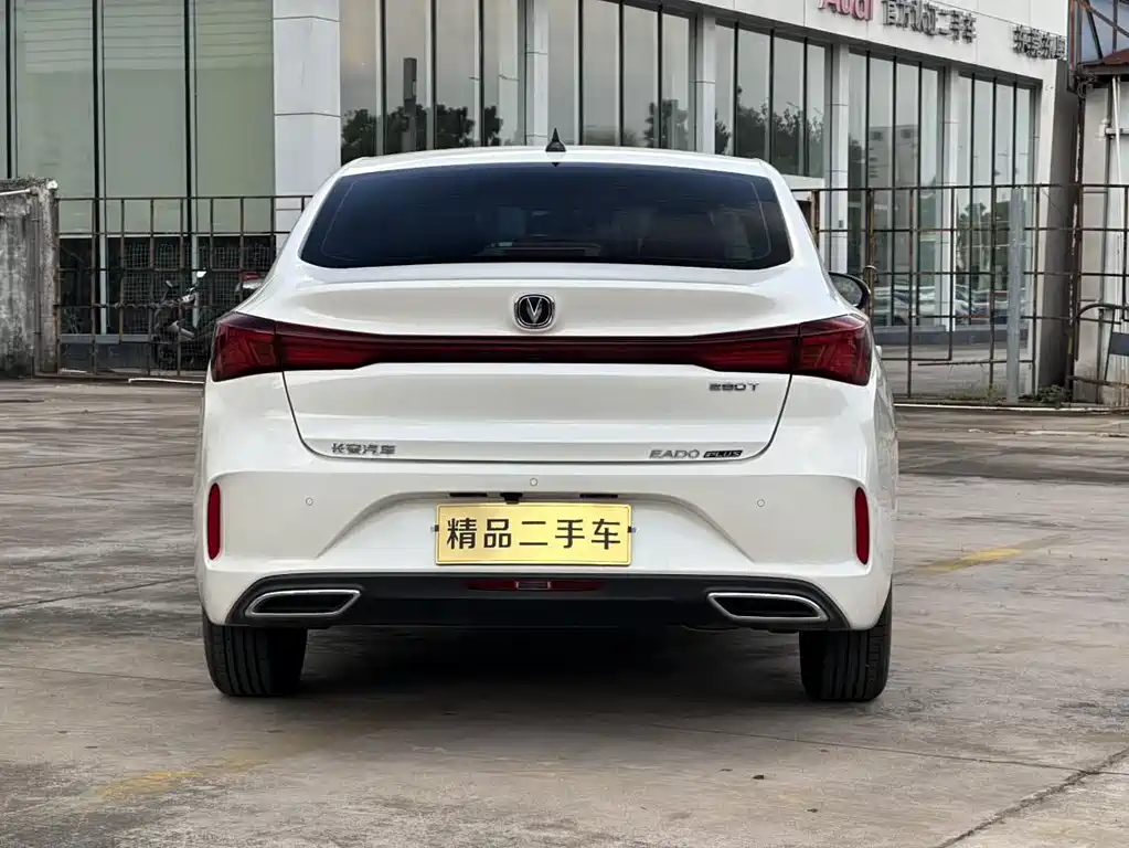 Changan Eado — фото 6