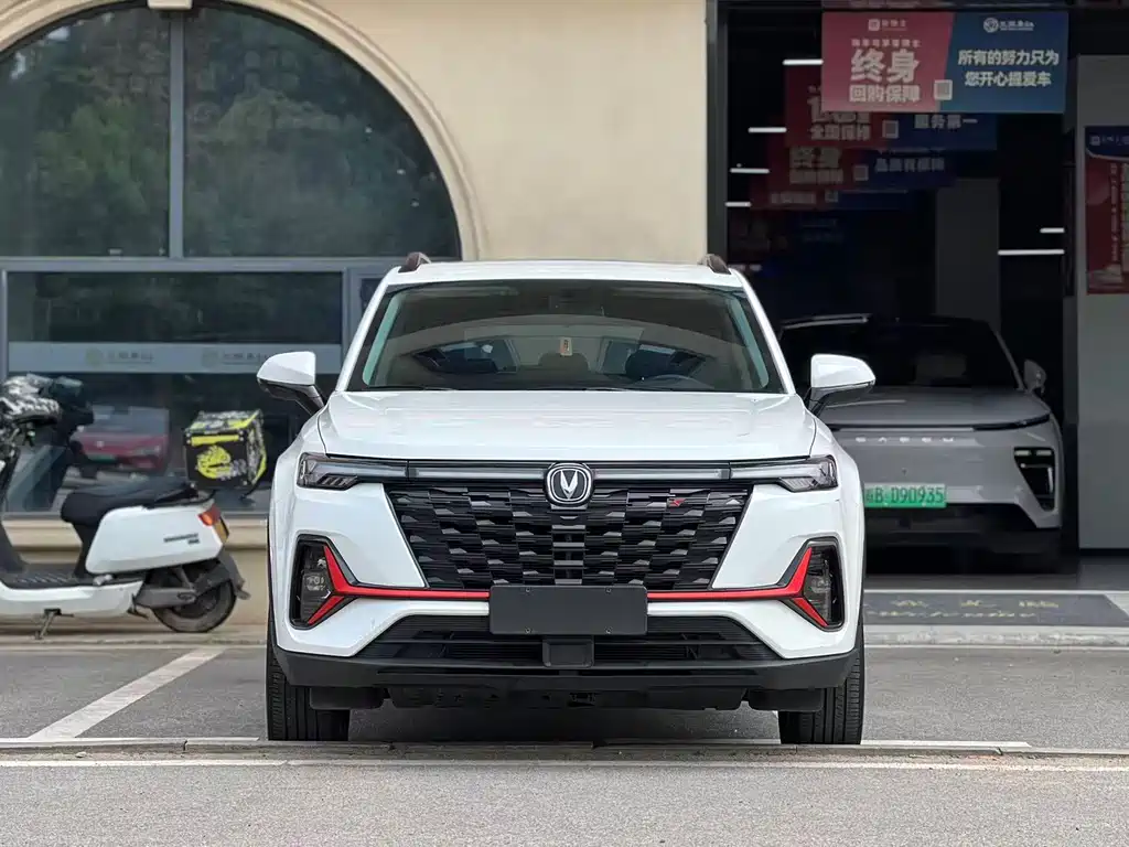 Changan CS35PLUS — фото 2