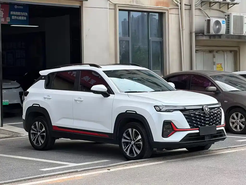 Changan CS35PLUS — фото 3