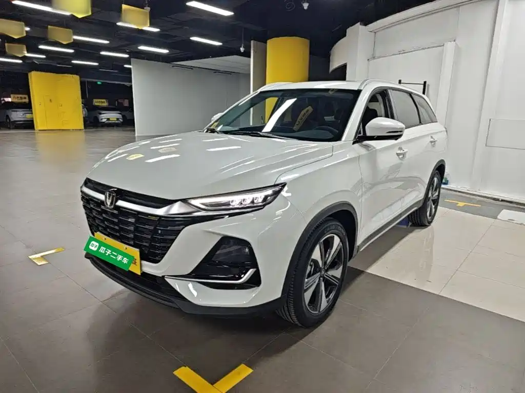 Changan CS75 — фото 2