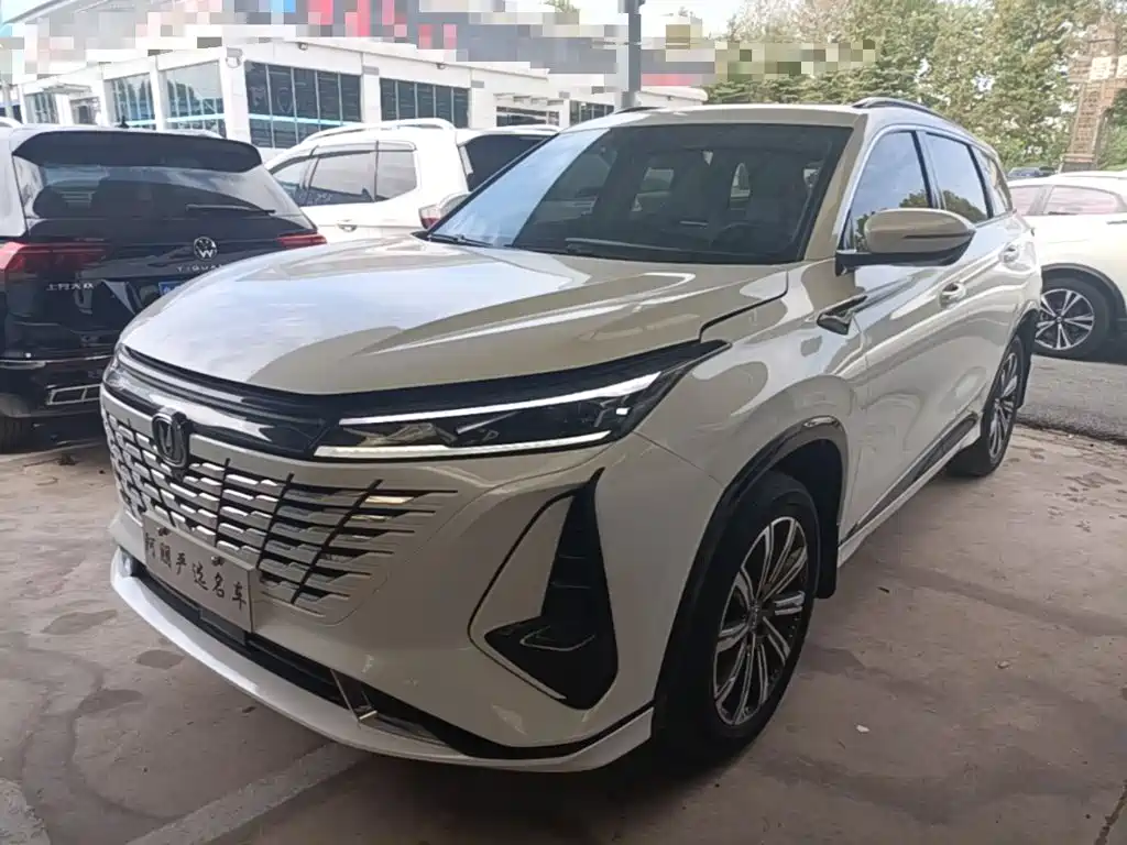 Changan CS75 PLUS — фото 2