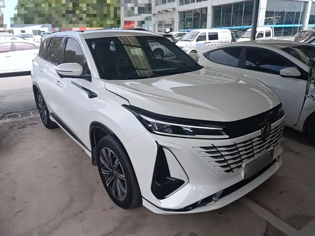 Changan CS75 PLUS — фото 4