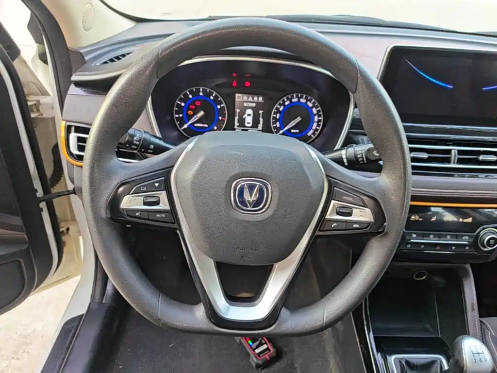 Changan Eado DT — фото 7