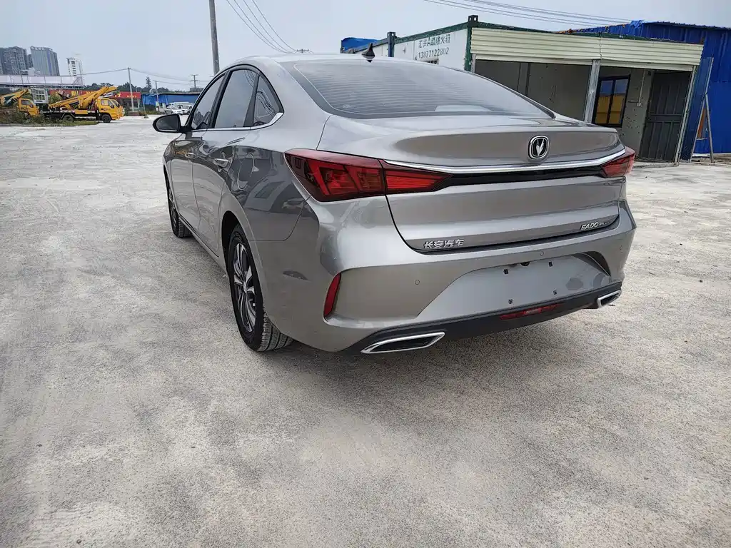 Changan Eado — фото 15