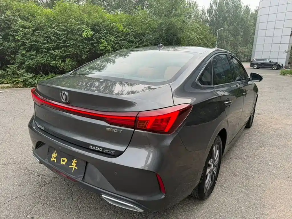 Changan Eado — фото 4