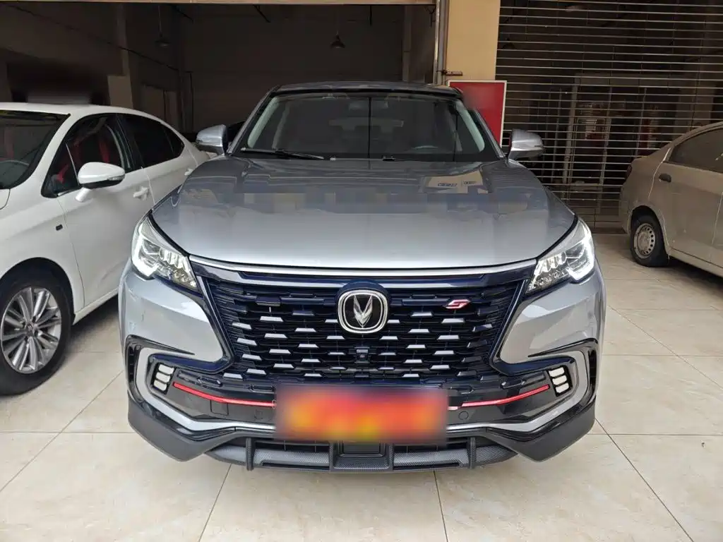 Changan CS85 COUPE — фото 11