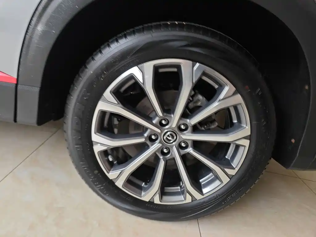 Changan CS85 COUPE — фото 19