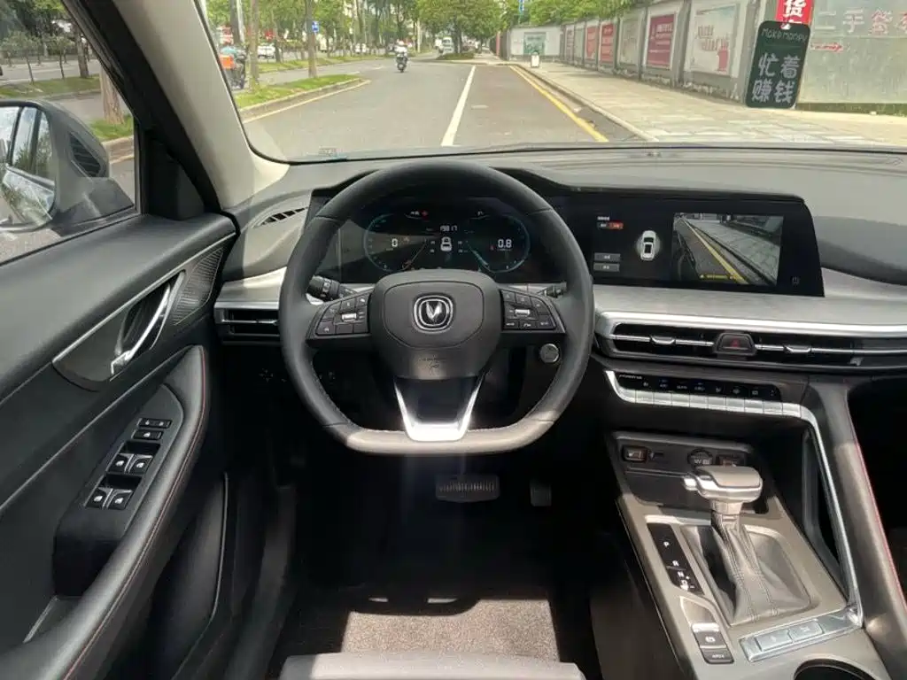 Changan CS35PLUS — фото 14