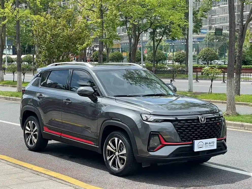 Changan CS35PLUS — фото 3